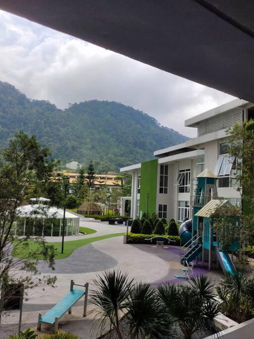 Apartment Windmill Genting Lovely 2r2b With Parking & Wifi *